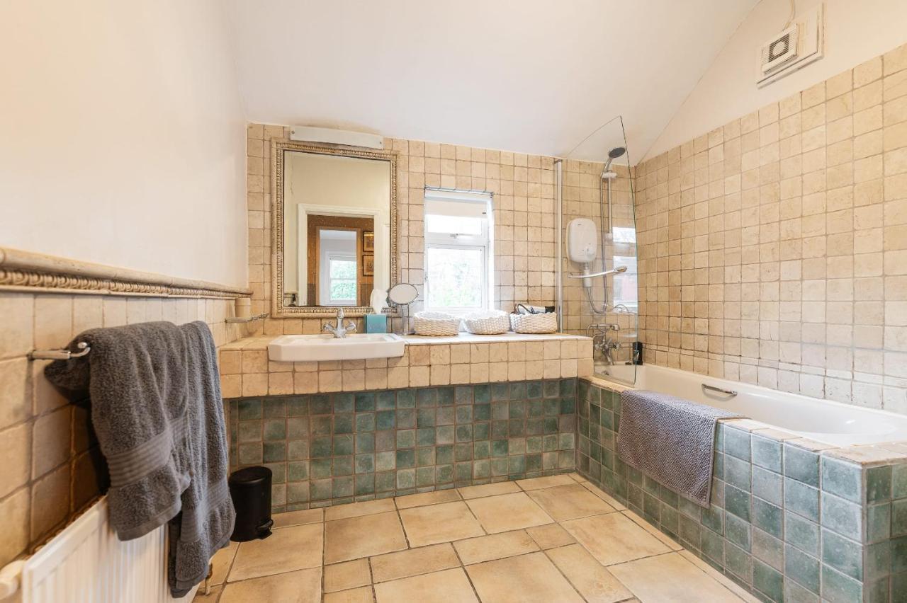 Oakwood House Holiday home